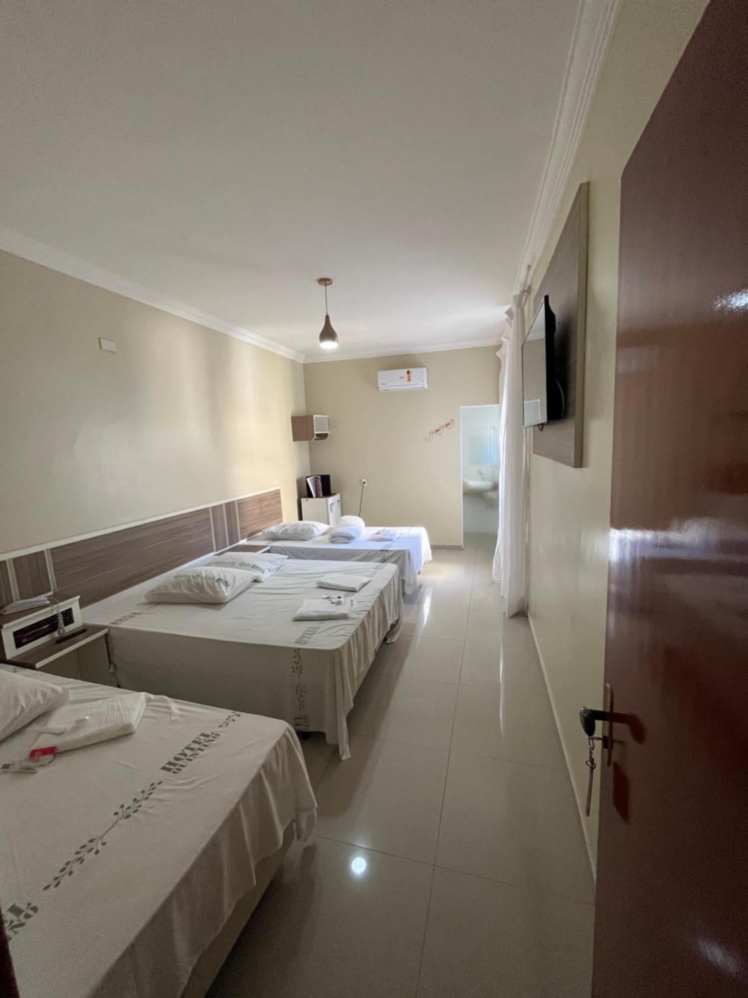 Hotel Quintino - Metro Se -localizado No Coracao De Proximo Ao Bras E 25 De Marco Com Estacionamento No Local Gratis Sao Paulo